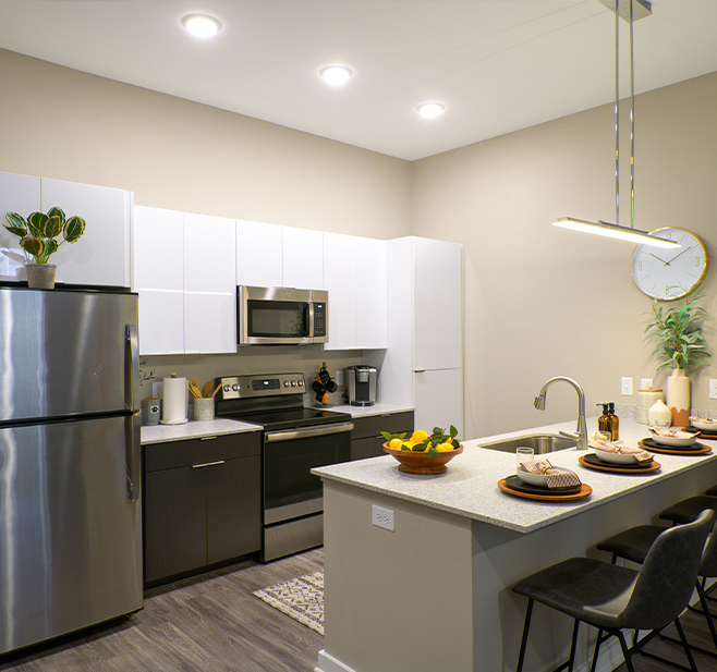 Furnished UF Apartments - Image 01