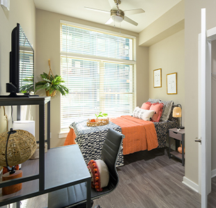 Furnished UF Apartments - Image 02