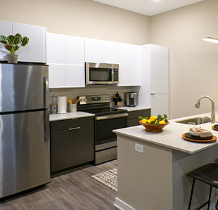 Fully-Furnished UF Apartments - Image 03